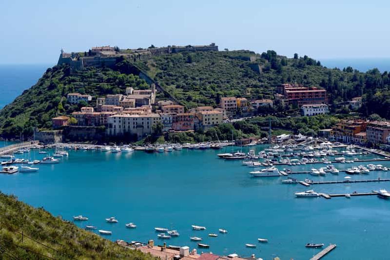 Billet Porto Ercole : journée complète dans le parc marin de l'île de Giannutri avec plongée