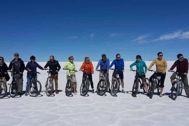 Billet Depuis Uyuni : visite à vélo d'une journée au Salar d'Uyuni + déjeuner