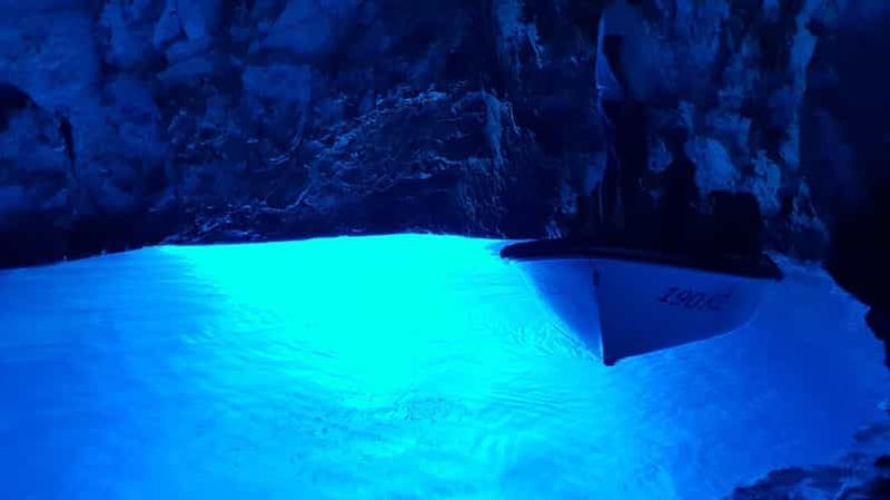 Billet Hvar : Visite privée de la grotte bleue et du bateau rapide de Vis