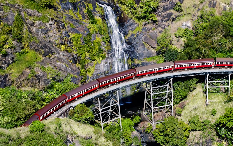 Billet Depuis Cairns : Visite de Kuranda en train panoramique et Skyrail avec transferts