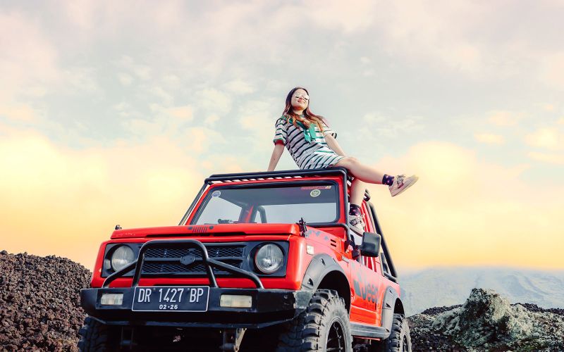 Billet Excursion guidée en jeep au lever du soleil sur le mont Batur avec exploration de la lave noire, petit-déjeuner et navettes hôtels