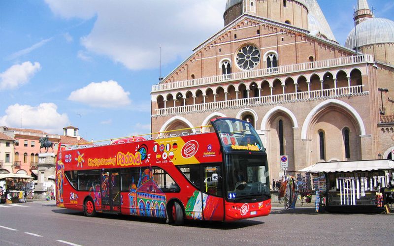 Billet City Sightseeing : 24 h de visite guidée de Padoue en bus hop-on hop-off