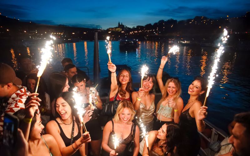 Billet Prague : Boat Party avec After à l'Epic Club