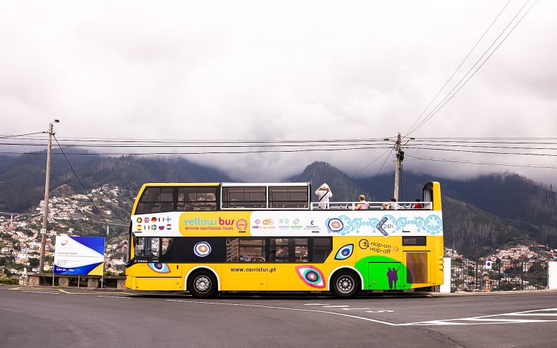 Billet Yellow Bus Madère : Funchal, Câmara de Lobos & Cabo Girão Tour en bus Hop-On Hop-Off