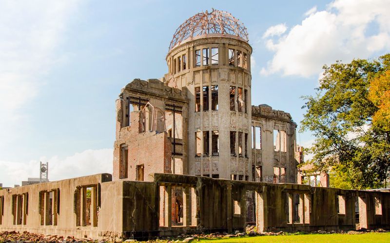 Billet Depuis Hiroshima : Tour en bus d'Hiroshima et de Miyajima avec le parc et le musée du Mémorial de la paix, classés par l'UNESCO, et le sanctuaire d'Itsukushima