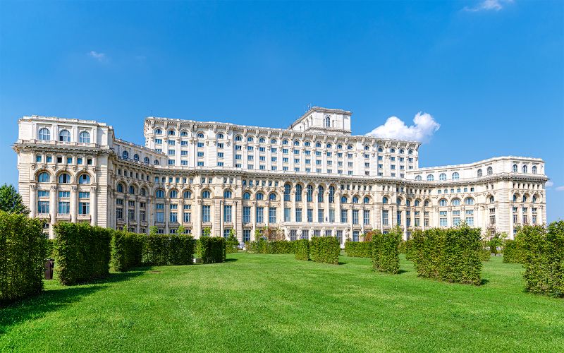 Billet Visite de Bucarest : Palais du Parlement, Maison Ceaușescu et Musée du Village