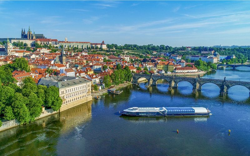 Billet Croisière touristique de 2 heures sur la Vltava à Prague
