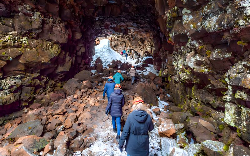 Billet À partir de Reykjavik : Visite guidée du tunnel de lave de Raufarhólshellir avec transferts