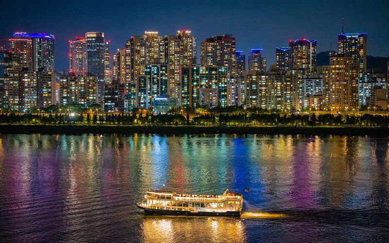 Billet Croisière nocturne sur le fleuve Han par Eland Cruise