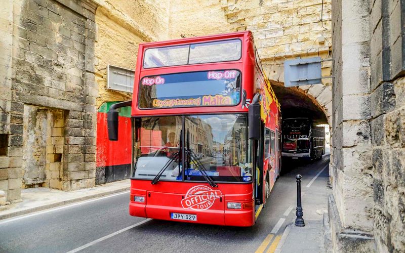 Billet City Sightseeing : Malta Hop-On Hop-Off bus tour en bus Hop-On Hop-Off avec option croisière au port.