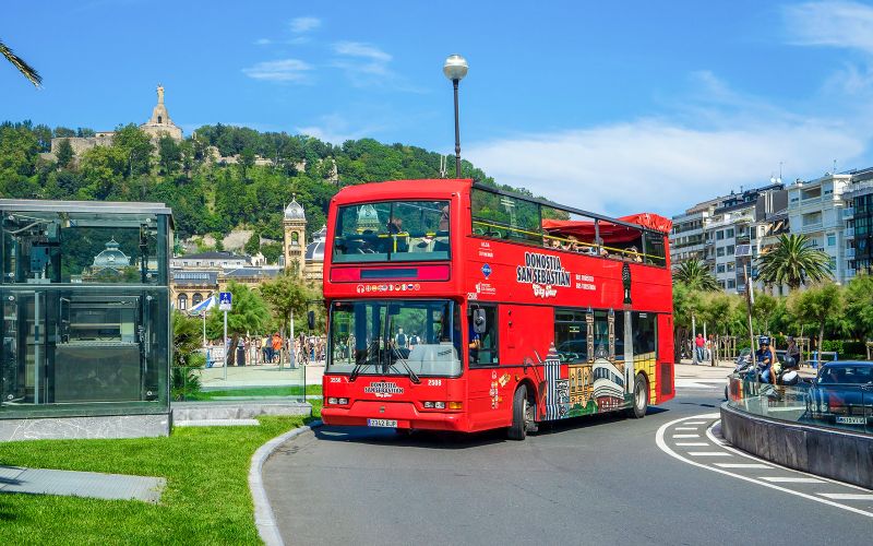 Billet Visites de ville : Tour en bus Hop-On Hop-Off de Saint-Sébastien