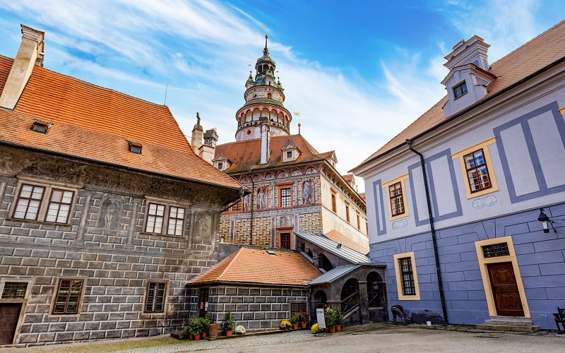 Billet Depuis Prague : Visite guidée de Cesky Krumlov avec entrée au château en option