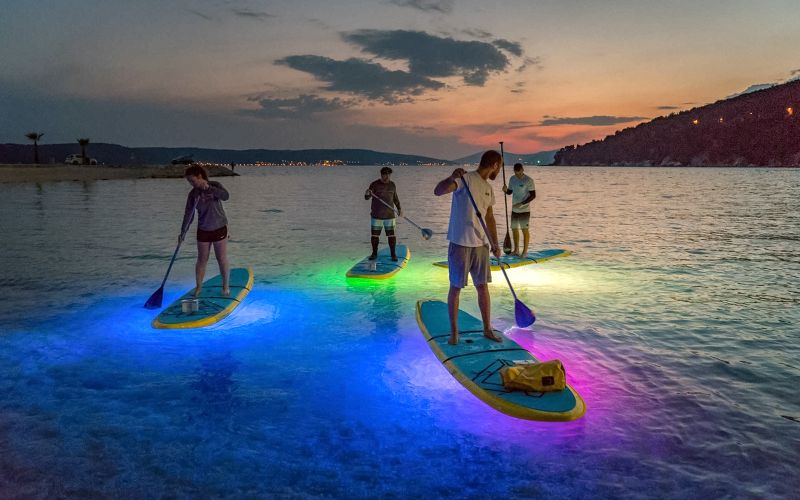 Billet Depuis Split : Excursion nocturne en SUP ou en kayak