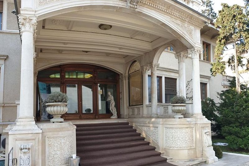 Billet Visite guidée de la Villa Ceausescu à Bucarest