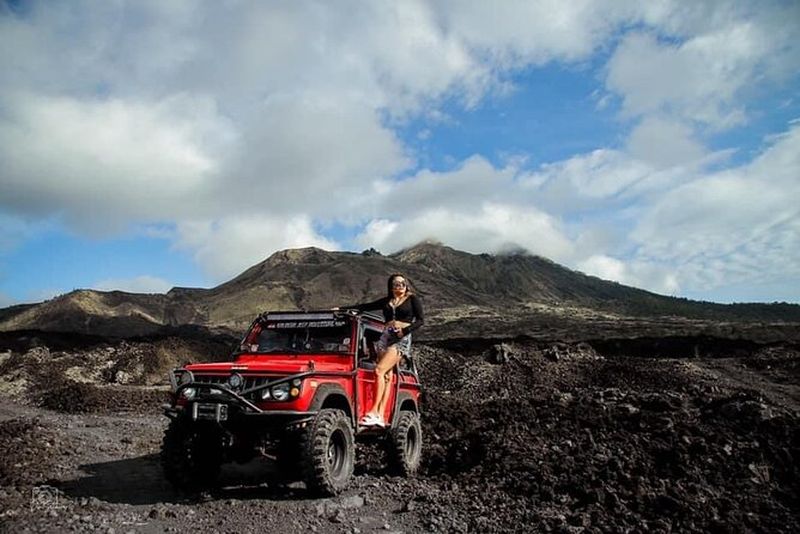 Billet Balade en jeep sur le volcan du mont Batur à Bali