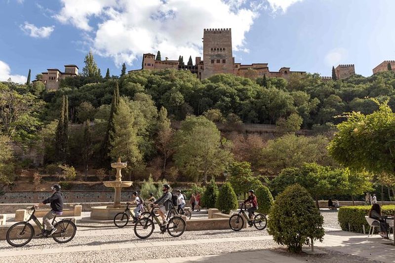 Billet Tour à vélo à travers l'Albaicín et le Sacromonte à Grenade