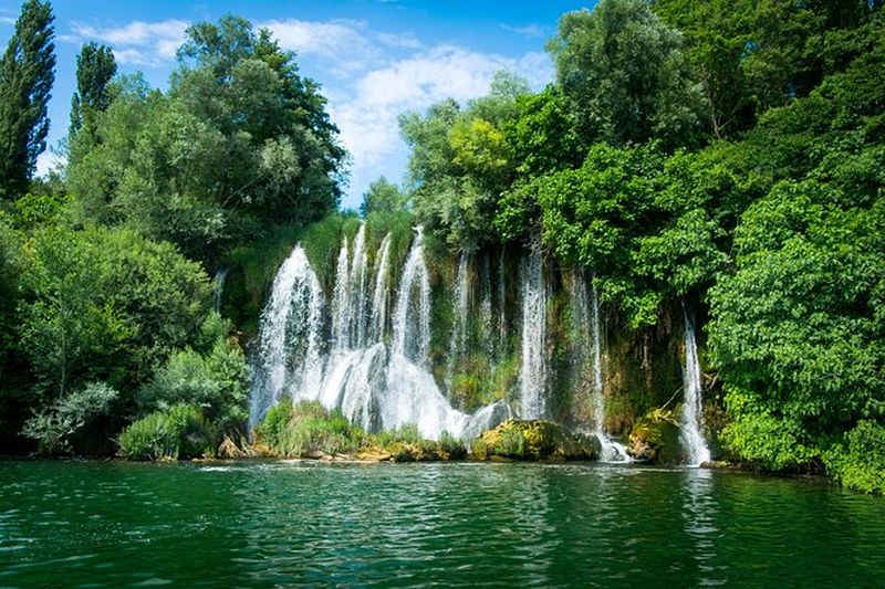 Billet Excursion aux cascades de Krka depuis Zadar avec dégustation de vin