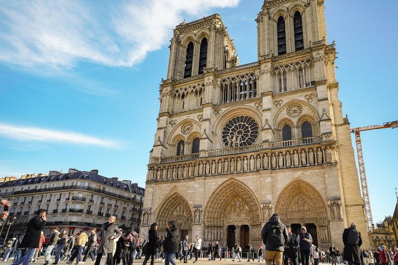 Billet Visite en petit groupe de la Cathédrale Notre‑Dame et de la Sainte‑Chapelle
