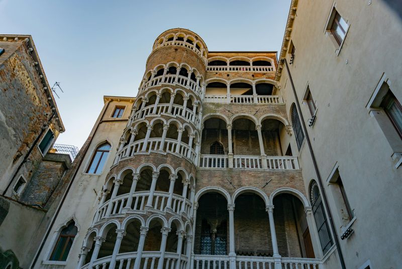 Billet Billets Palazzo Contarini del Bovolo à Venise