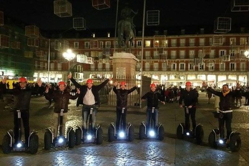 Billet Balade nocturne en segway à Madrid