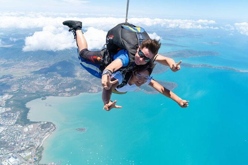Billet Saut en parachute en tandem à Airlie Beach