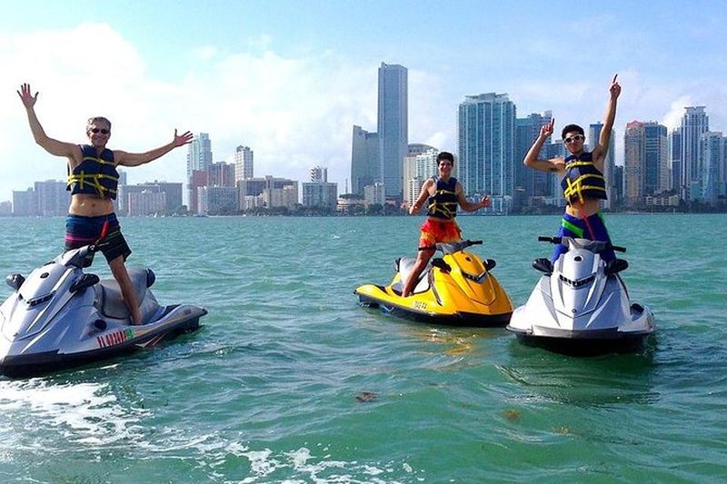 Billet Balade d'1 heure en jet-ski à Miami