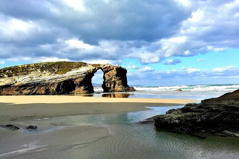 Billet Excursion à la Plage des Cathédrales et à Tapia de Casariego depuis Saint-Jacques-de-Compostelle