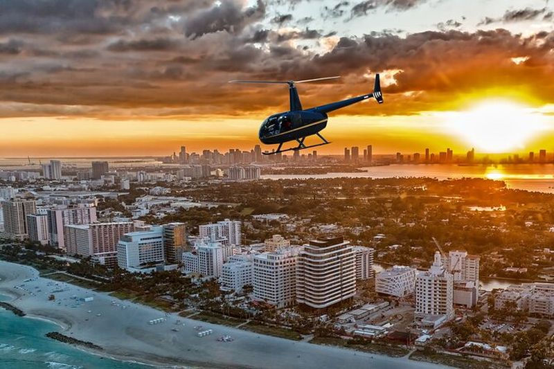 Billet Tour privé en hélicoptère à Miami au coucher du soleil