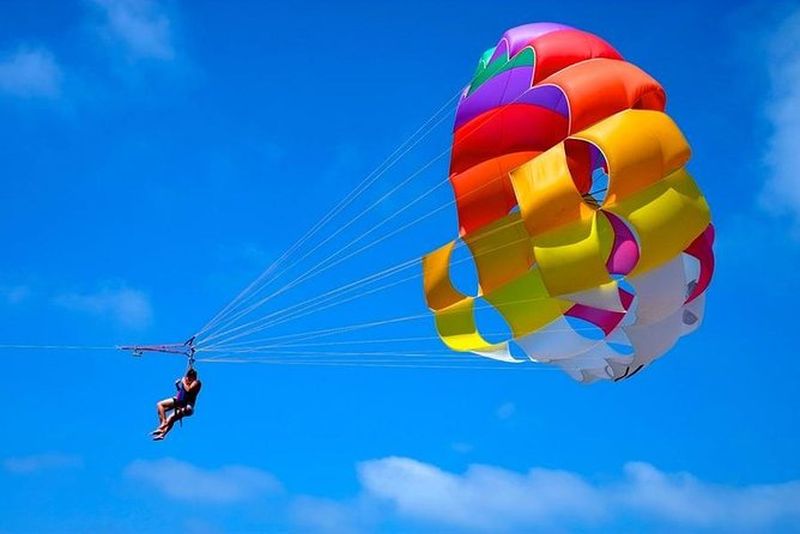 Billet Expérience de parasailing à Hurghada