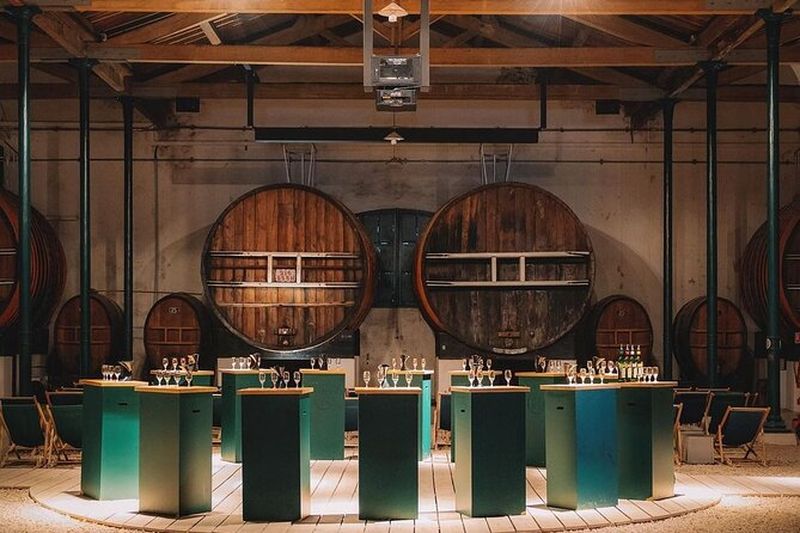 Billet Visite guidée d'une cave de vermouth et vin à Montpellier