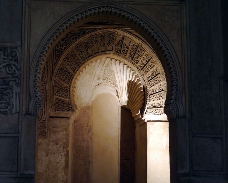 Billet Visite guidée nocturne de l'Alhambra et des Palais Nasrides de Grenade