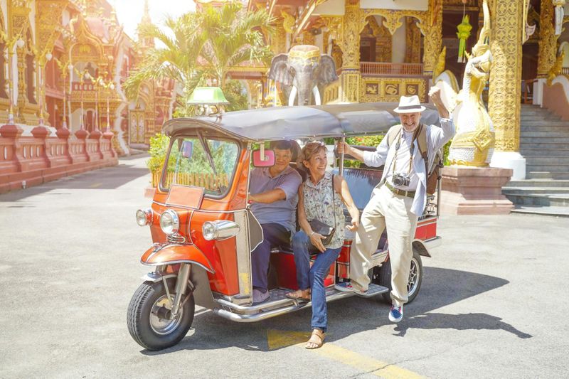 Billet Visite privée de 4 heures de la vieille ville de Chiang Mai en tuk-tuk