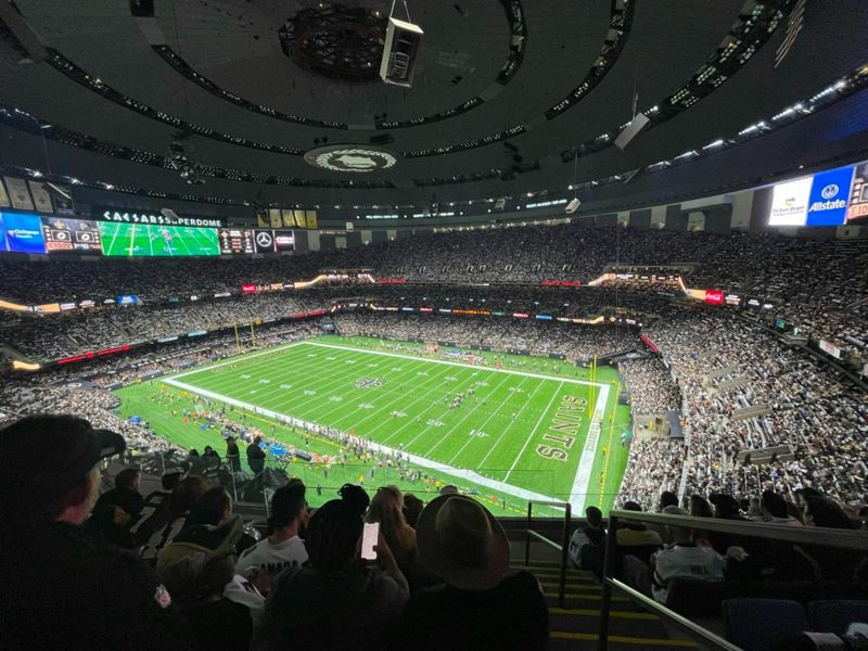 Billet Billet pour un match de football des New Orleans Saints au Caesars Superdome