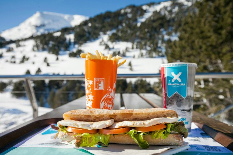 Billet Déjeuner aux restaurants de la station de ski de Grandvalira
