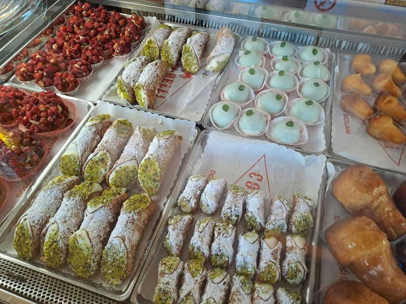 Billet Visite guidée à pied à Catane : Cannolo et pâtisseries