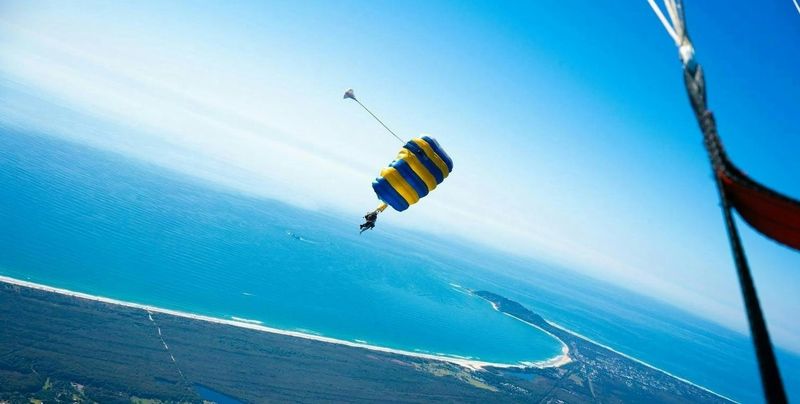 Billet Parachutisme de 15 000 pieds à Bayron Bay disponible le week-end