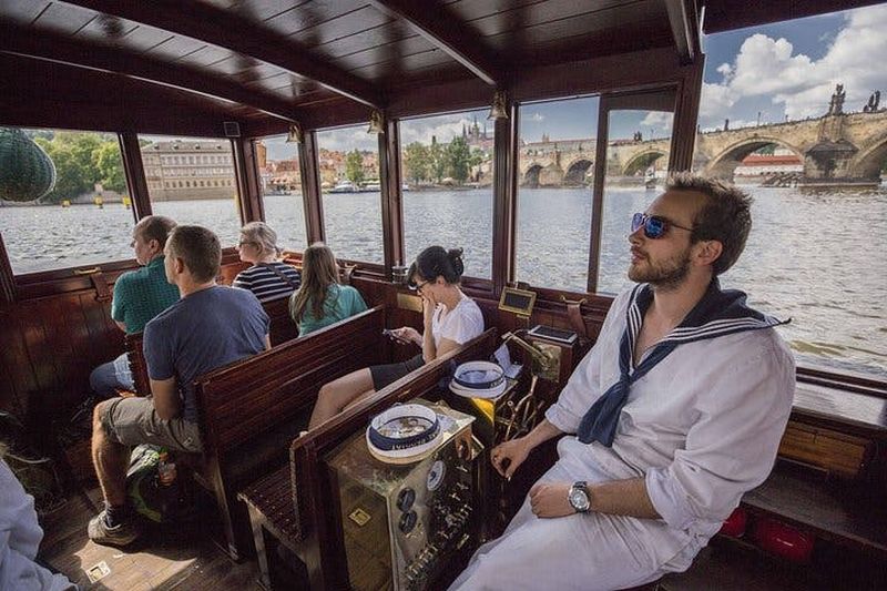 Billet Château de Prague et visite en bateau de la Vltava