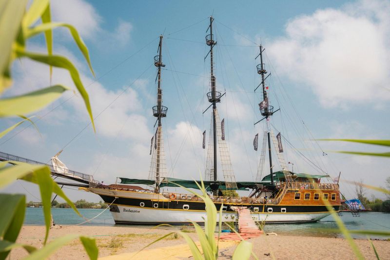 Billet Croisière famililale en bateau pirate - départ de Manavgat