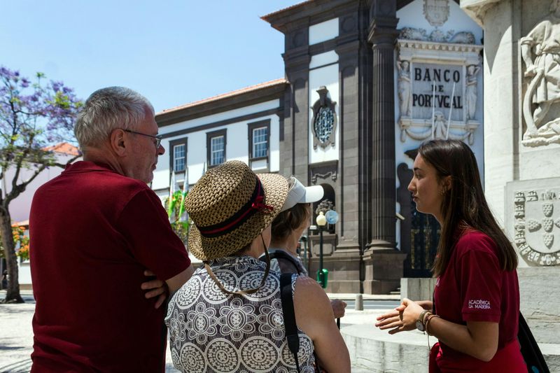 Billet Visite à pied en petit groupe de la vieille ville de Funchal