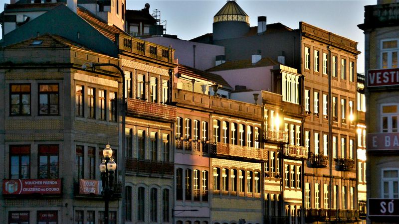 Billet Découverte des ruelles, des vues et des contes de la vieille ville de Porto