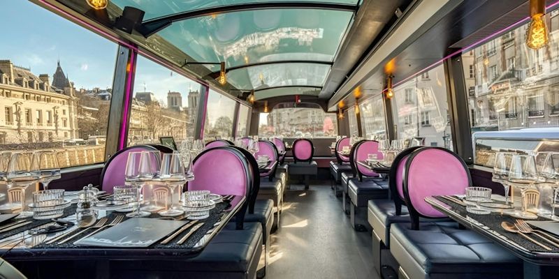 Billet Tour panoramique de Paris en bus avec repas le midi à bord au départ des Champs-Elysées