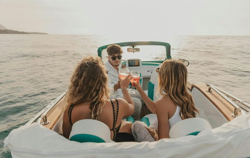 Billet Croisière en bateau design italien au départ de Palerme avec apéritif