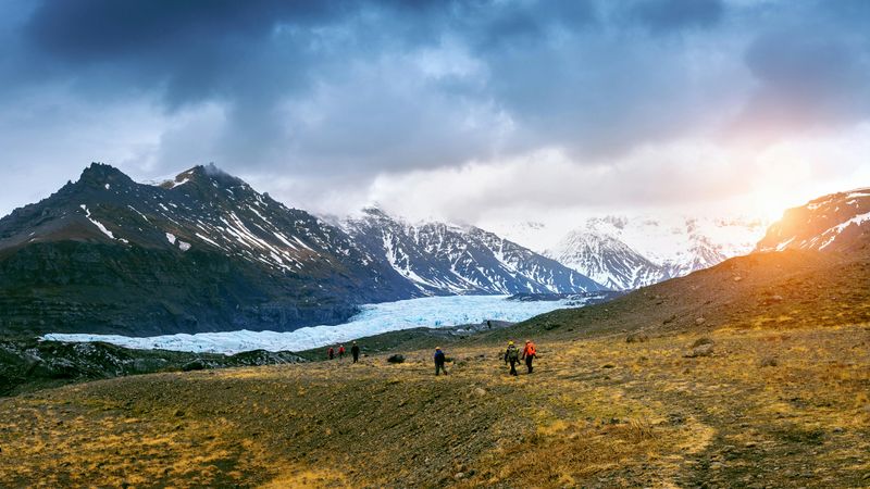 Billet Randonnée en petit groupe à la grotte de glace bleue et au glacier de Skaftafell