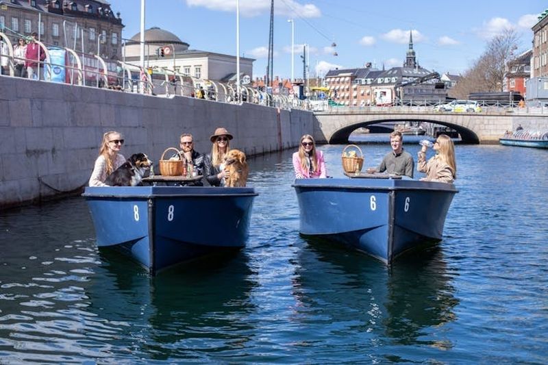 Billet Location d'une heure de bateau à Copenhague et dans les îles Brygge