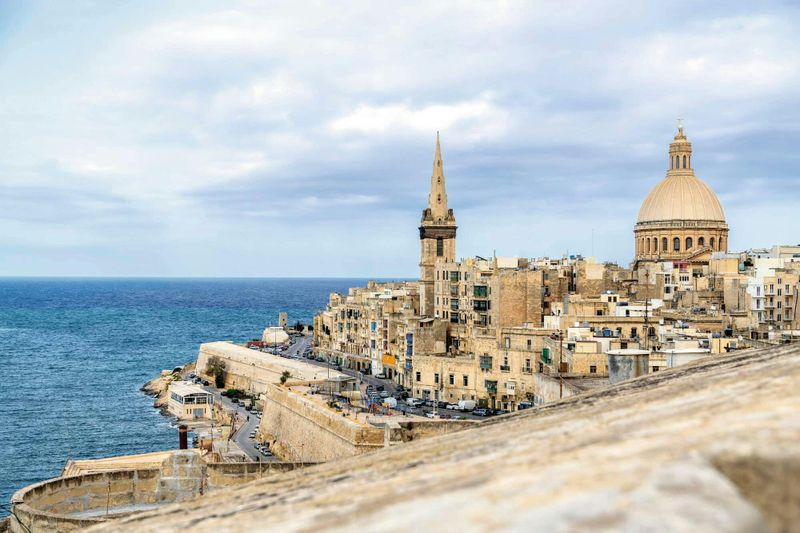 Billet Les Trois cités et dégustation de vin