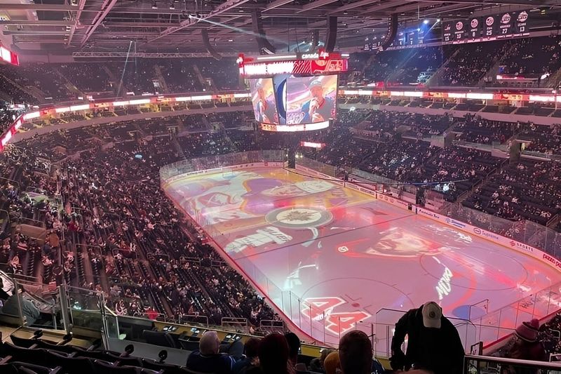 Billet Billets pour le match de hockey sur glace des Winnipeg Jets au Canada Life Center