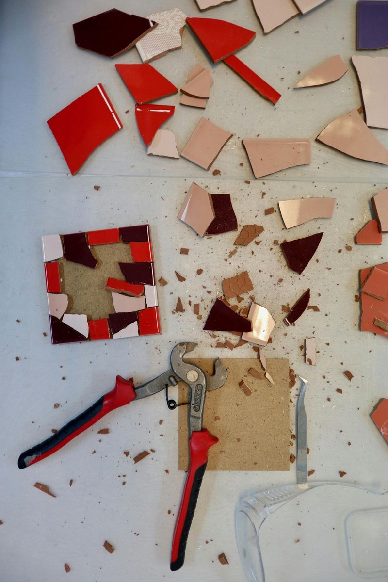 Billet Sentez-vous comme Gaudí: atelier de mosaïque de Barcelone avec visite guidée de la ville