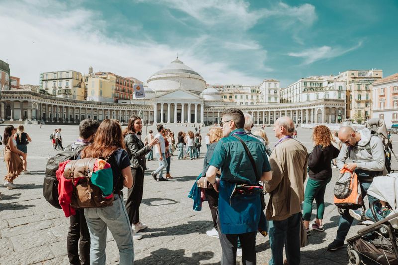 Billet Visite en petit groupe du Palais royal de Naples et de la zone monumentale