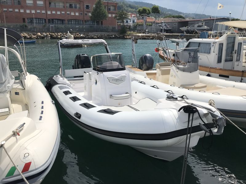 Billet Location de bateau - Ranieri Cayman 23 Sport Touring (Semi-rigid)