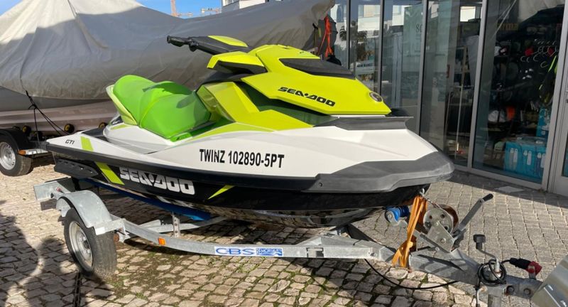 Billet Location de bateau - Sea-Doo GTI 130 (Jetski)